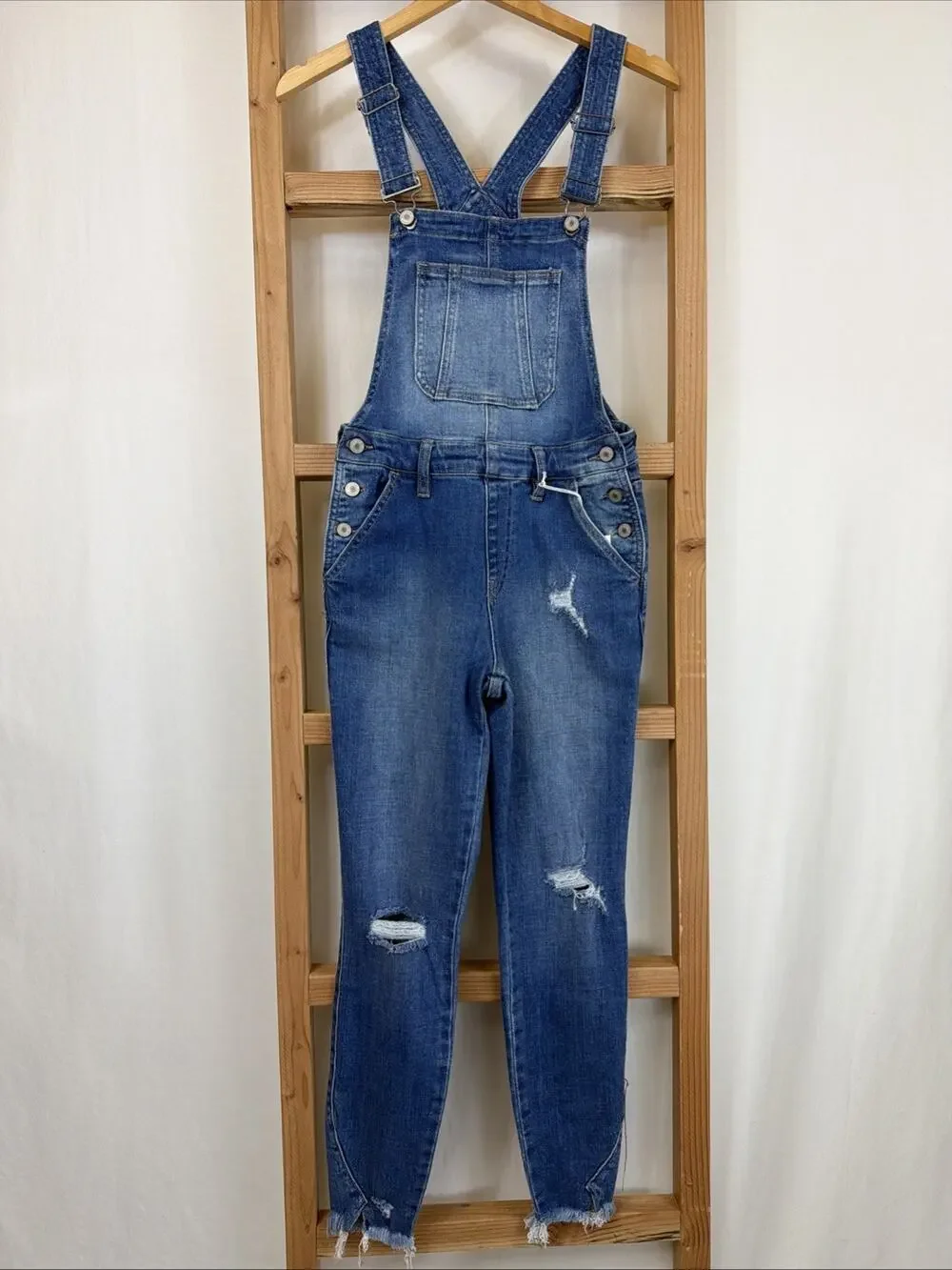 NWT KanCan Blue Distressed Pockets Adjustable Straps Denim Overalls #1427 SZ SM.